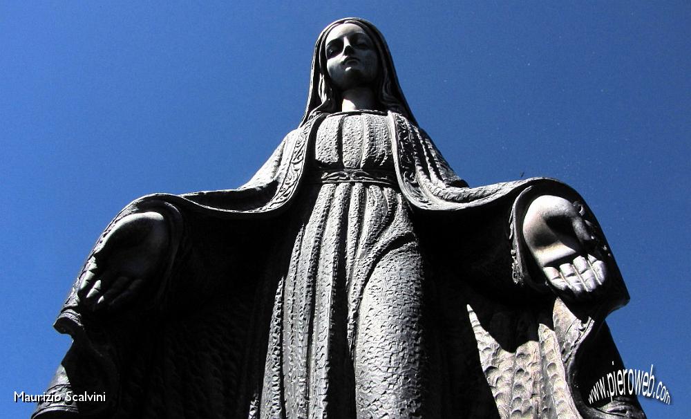 43 Madonnina di vetta.JPG